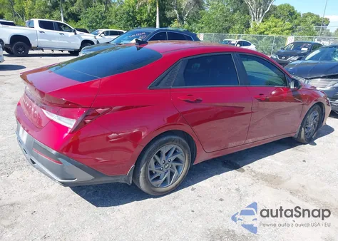 2024 Hyundai Elantra Sel z USA, uszkodzony, nr VIN KMHLM4DG2RU735788